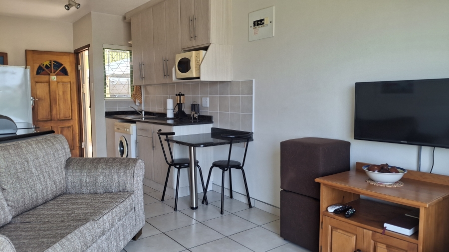2 Bedroom Property for Sale in Amanzimtoti KwaZulu-Natal