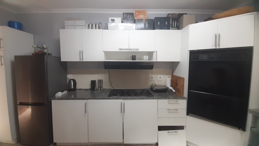 To Let 3 Bedroom Property for Rent in Amanzimtoti KwaZulu-Natal