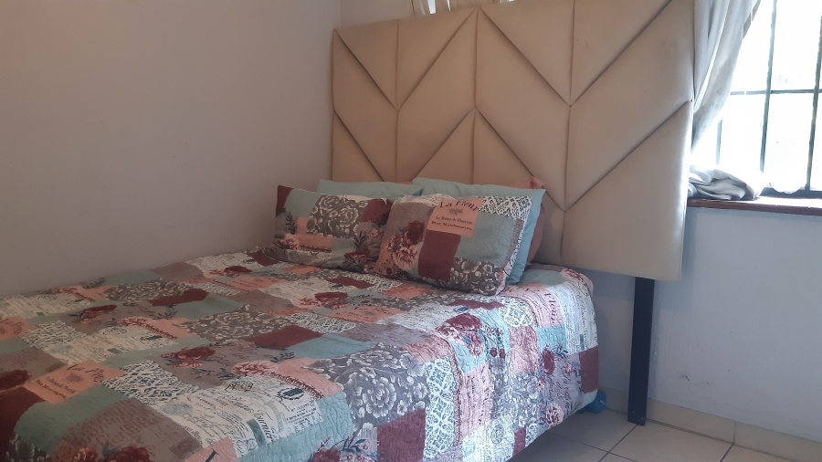 To Let 3 Bedroom Property for Rent in Amanzimtoti KwaZulu-Natal