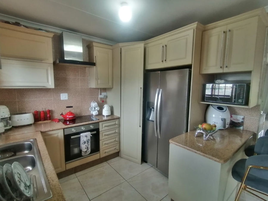 3 Bedroom Property for Sale in New Germany KwaZulu-Natal