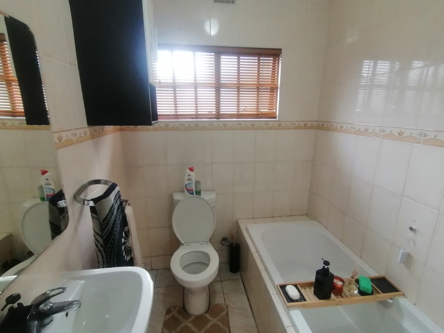 3 Bedroom Property for Sale in New Germany KwaZulu-Natal