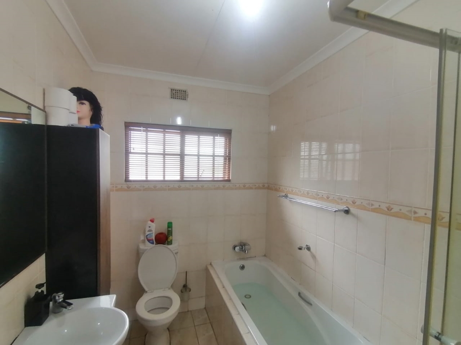 3 Bedroom Property for Sale in New Germany KwaZulu-Natal