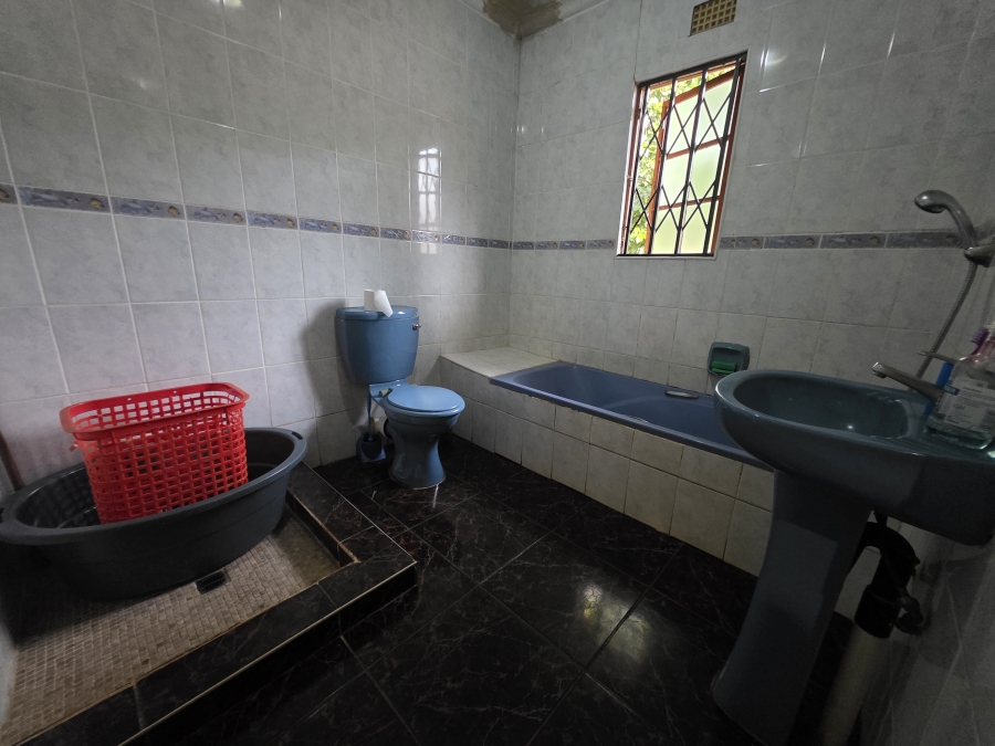 To Let 4 Bedroom Property for Rent in Fairview KwaZulu-Natal