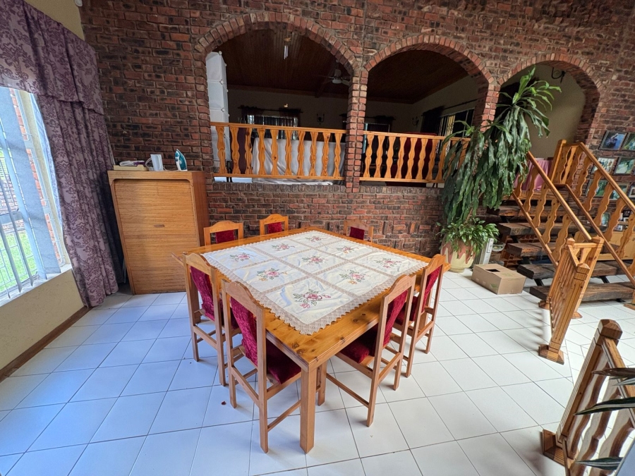 3 Bedroom Property for Sale in Schuinshoogte KwaZulu-Natal