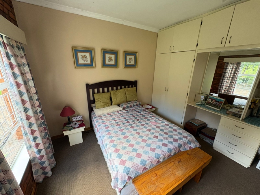 3 Bedroom Property for Sale in Schuinshoogte KwaZulu-Natal