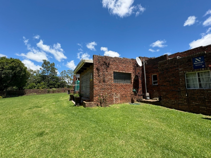 3 Bedroom Property for Sale in Schuinshoogte KwaZulu-Natal