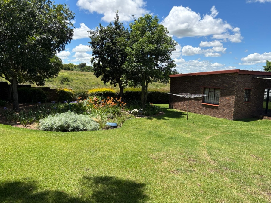 3 Bedroom Property for Sale in Schuinshoogte KwaZulu-Natal