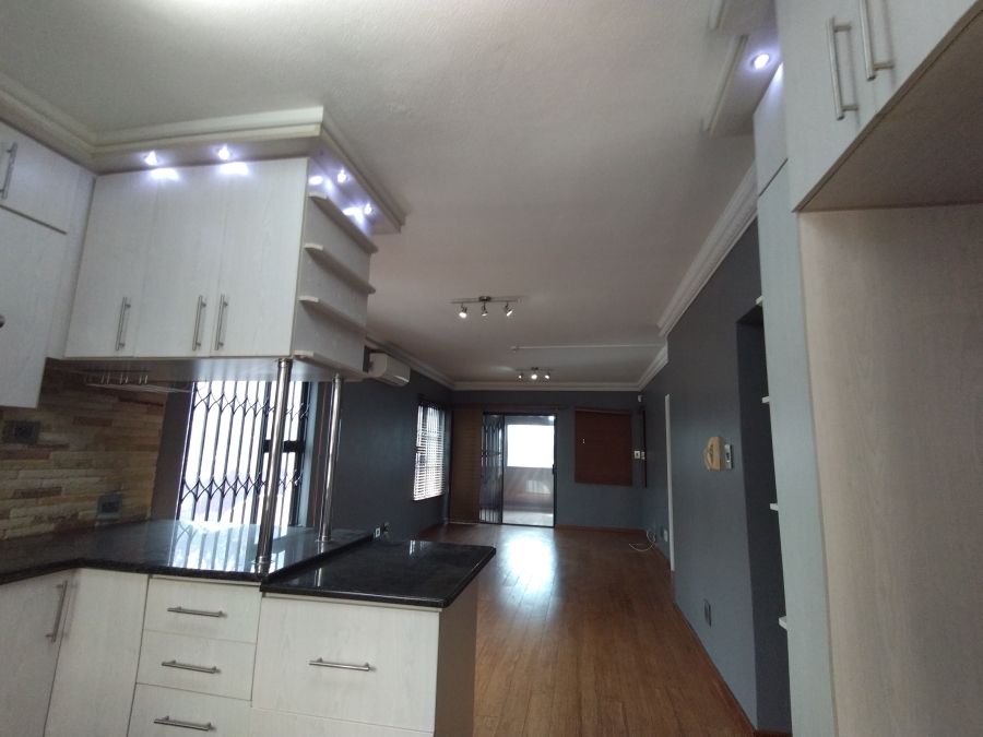 2 Bedroom Property for Sale in Glenwood KwaZulu-Natal