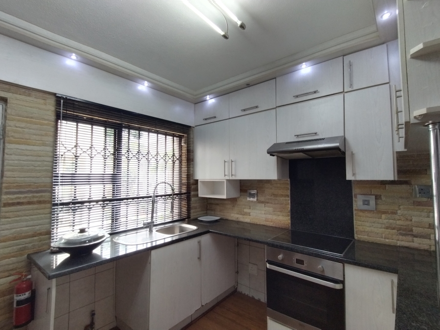 2 Bedroom Property for Sale in Glenwood KwaZulu-Natal