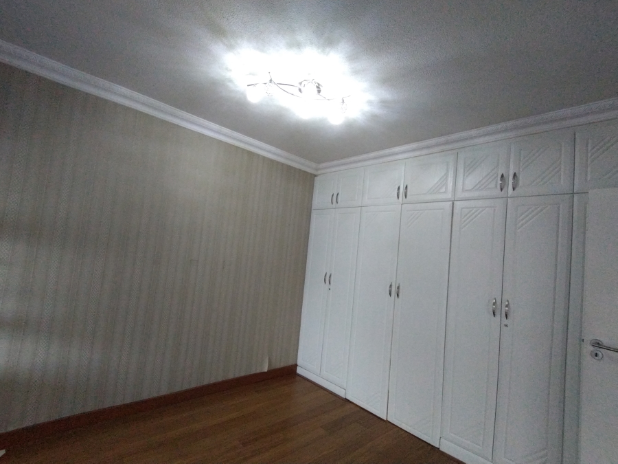 2 Bedroom Property for Sale in Glenwood KwaZulu-Natal