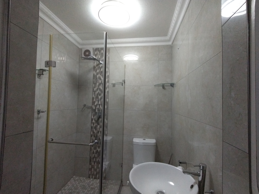 2 Bedroom Property for Sale in Glenwood KwaZulu-Natal