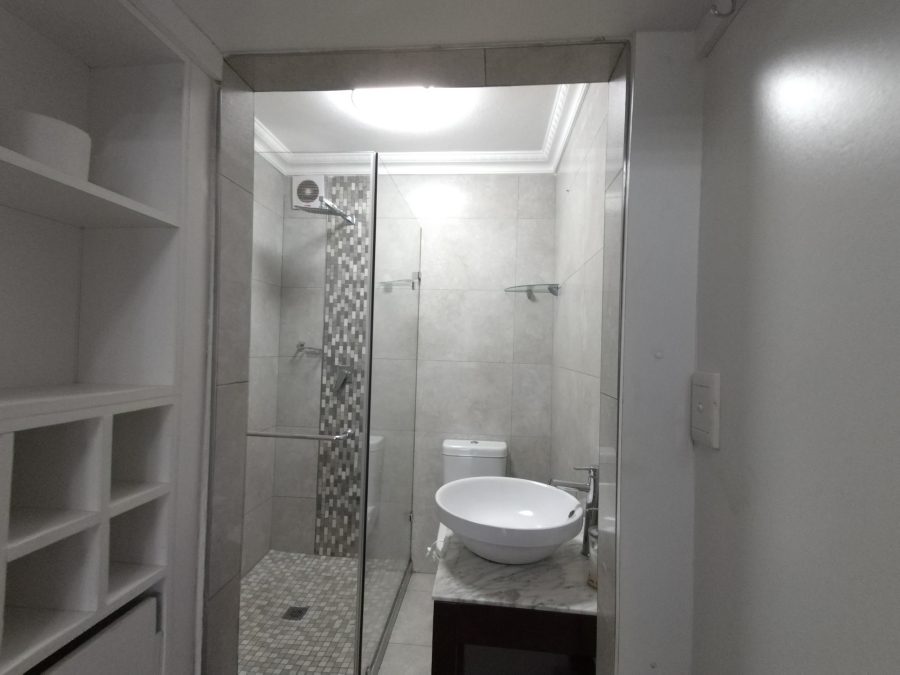 2 Bedroom Property for Sale in Glenwood KwaZulu-Natal