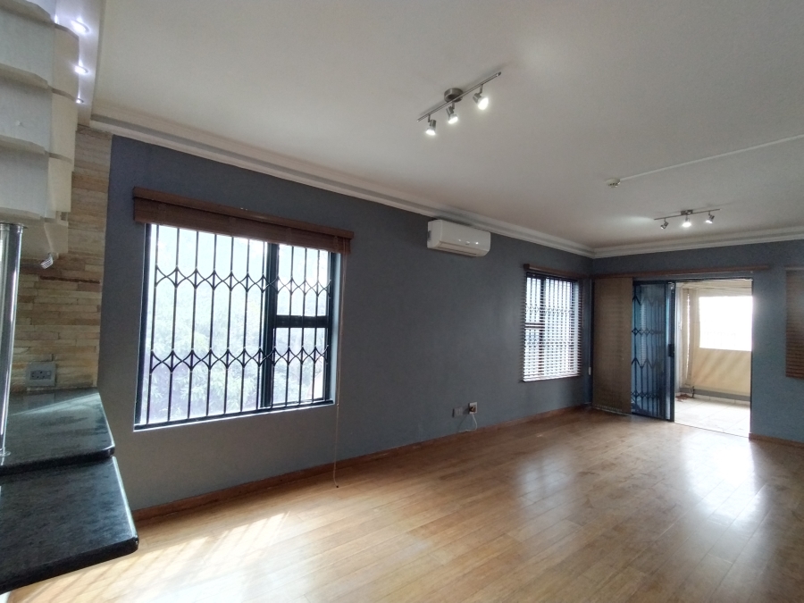 2 Bedroom Property for Sale in Glenwood KwaZulu-Natal