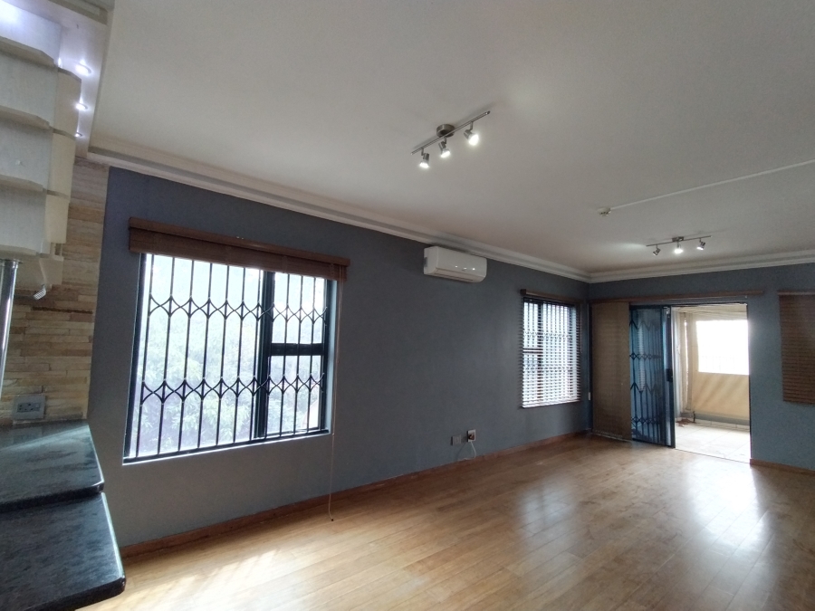 2 Bedroom Property for Sale in Glenwood KwaZulu-Natal