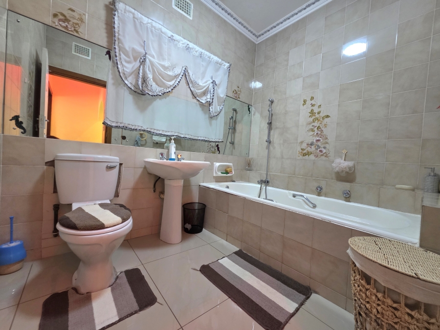 4 Bedroom Property for Sale in Grantham Park KwaZulu-Natal