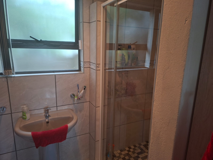 3 Bedroom Property for Sale in Pioneer Park KwaZulu-Natal