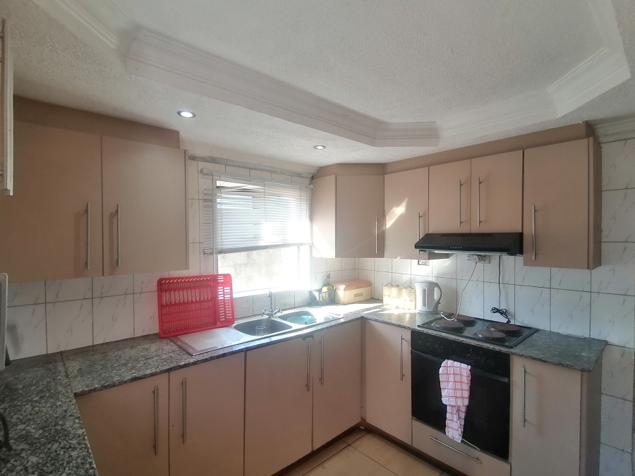 2 Bedroom Property for Sale in KwaMashu K KwaZulu-Natal