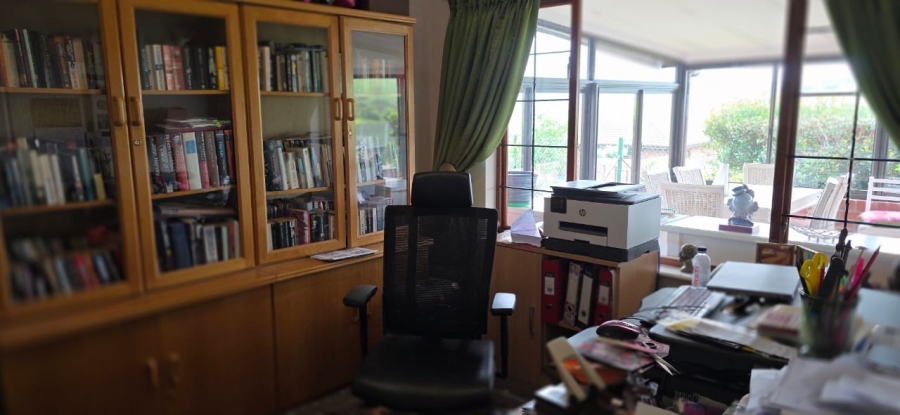 2 Bedroom Property for Sale in Amber Lee KwaZulu-Natal