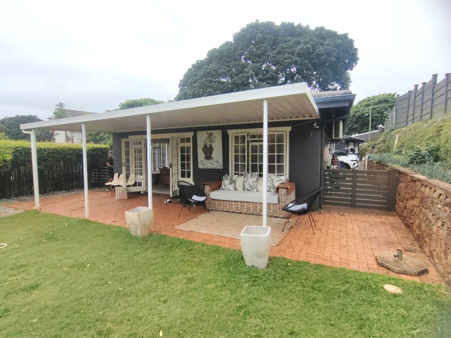 To Let 2 Bedroom Property for Rent in Durban North KwaZulu-Natal