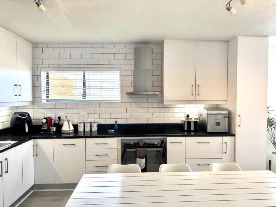 3 Bedroom Property for Sale in Freeland Park KwaZulu-Natal