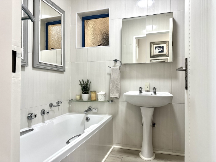 3 Bedroom Property for Sale in Freeland Park KwaZulu-Natal