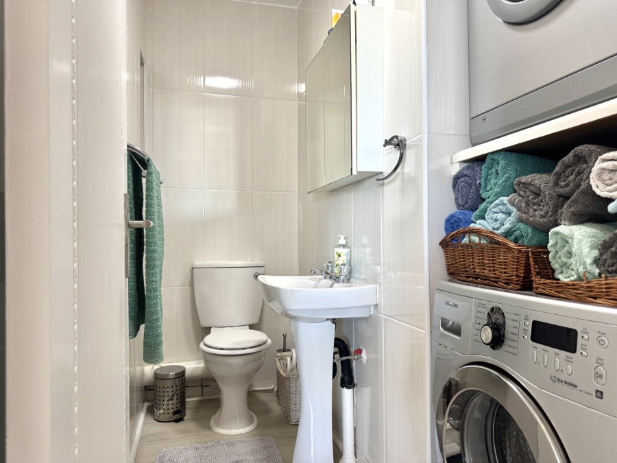 3 Bedroom Property for Sale in Freeland Park KwaZulu-Natal