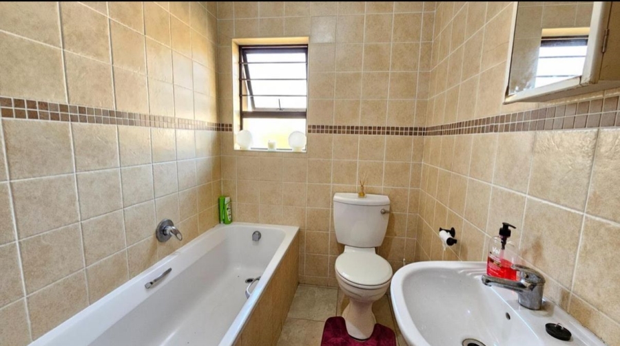 2 Bedroom Property for Sale in Bluff KwaZulu-Natal