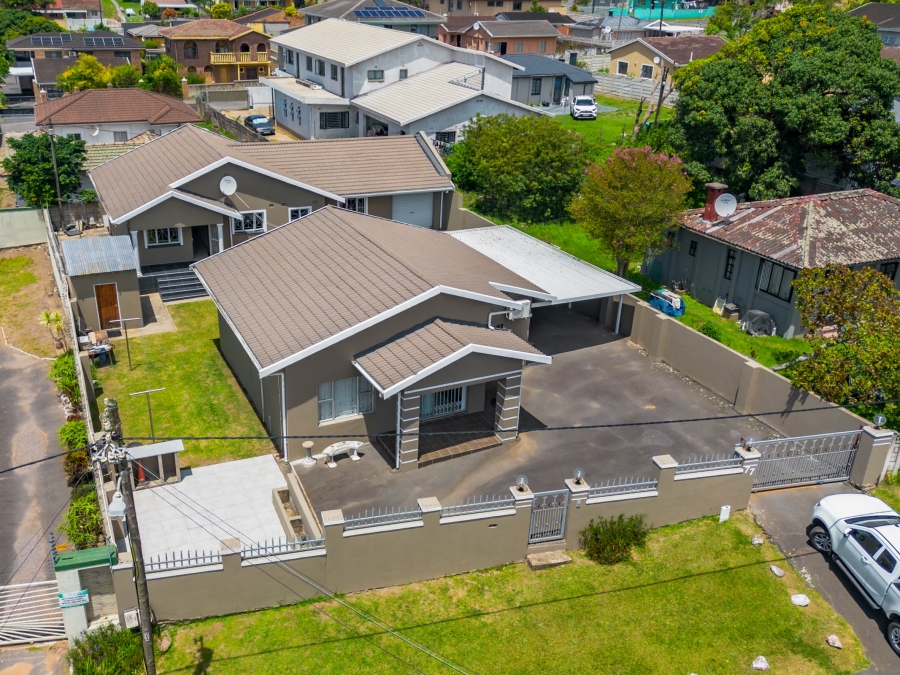 6 Bedroom Property for Sale in Sydenham KwaZulu-Natal