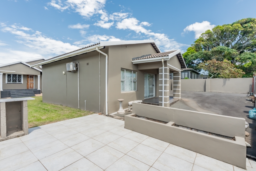 6 Bedroom Property for Sale in Sydenham KwaZulu-Natal