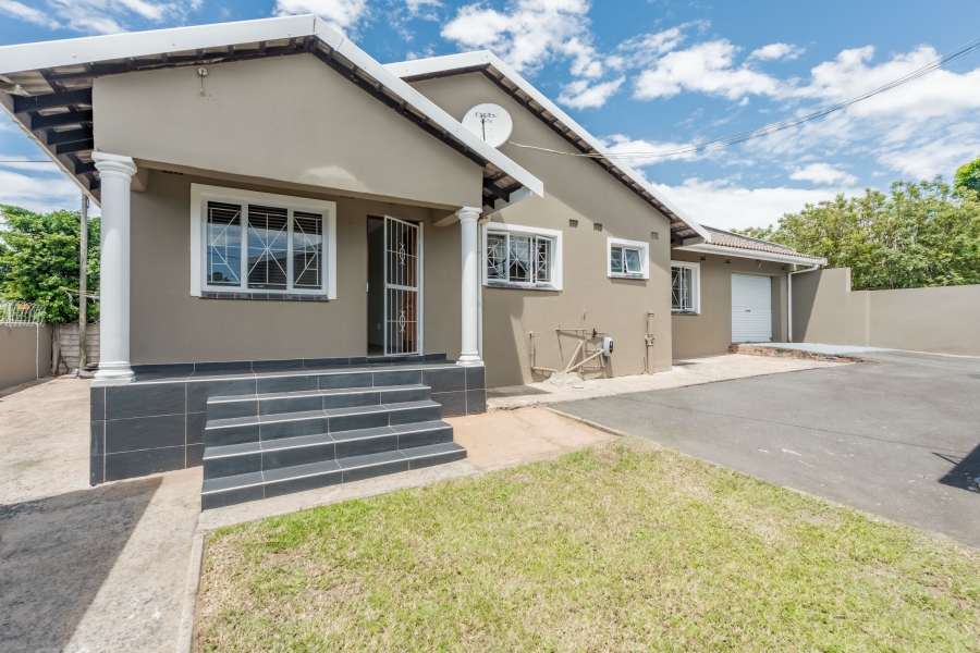 6 Bedroom Property for Sale in Sydenham KwaZulu-Natal