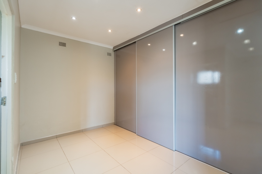 6 Bedroom Property for Sale in Sydenham KwaZulu-Natal