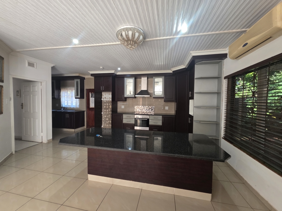 5 Bedroom Property for Sale in Panorama KwaZulu-Natal