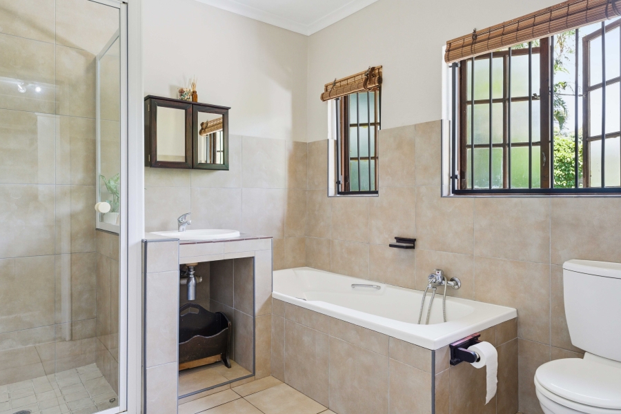 5 Bedroom Property for Sale in Hillcrest Park KwaZulu-Natal