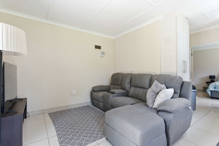 5 Bedroom Property for Sale in Hillcrest Park KwaZulu-Natal