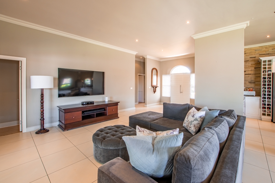 4 Bedroom Property for Sale in Langford Country Estate KwaZulu-Natal