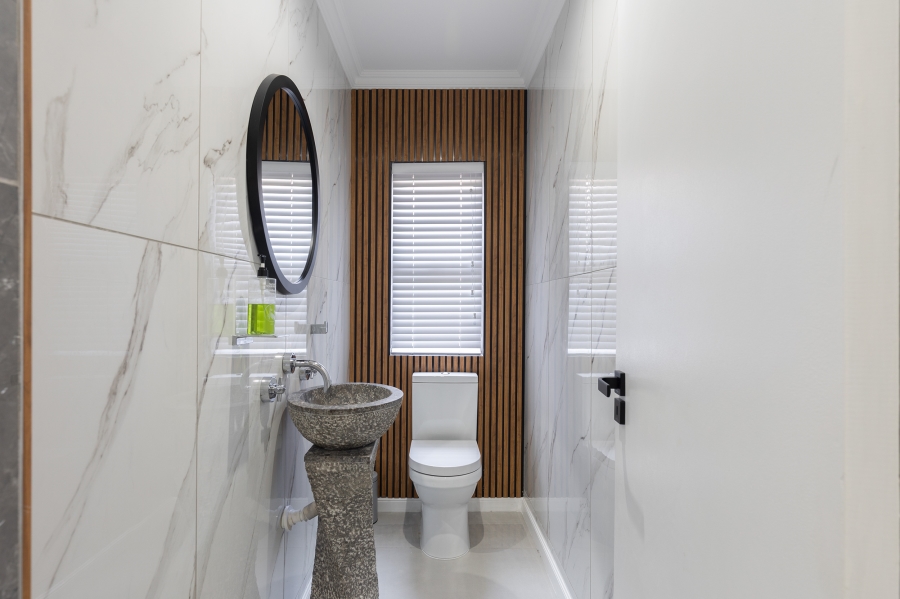 To Let 4 Bedroom Property for Rent in Simbithi Eco Estate KwaZulu-Natal