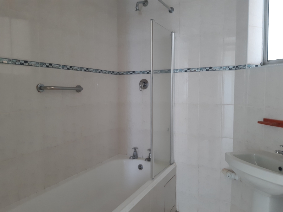 To Let 1 Bedroom Property for Rent in Amanzimtoti KwaZulu-Natal