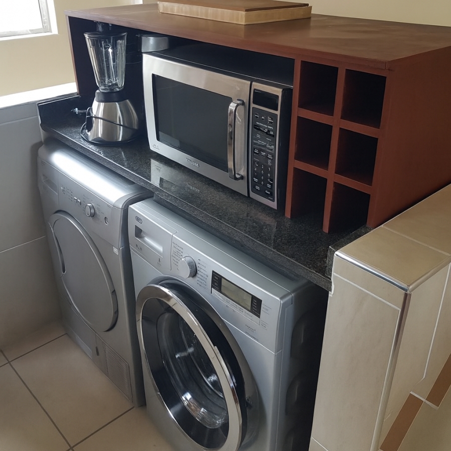 2 Bedroom Property for Sale in Umhlanga Ridge KwaZulu-Natal