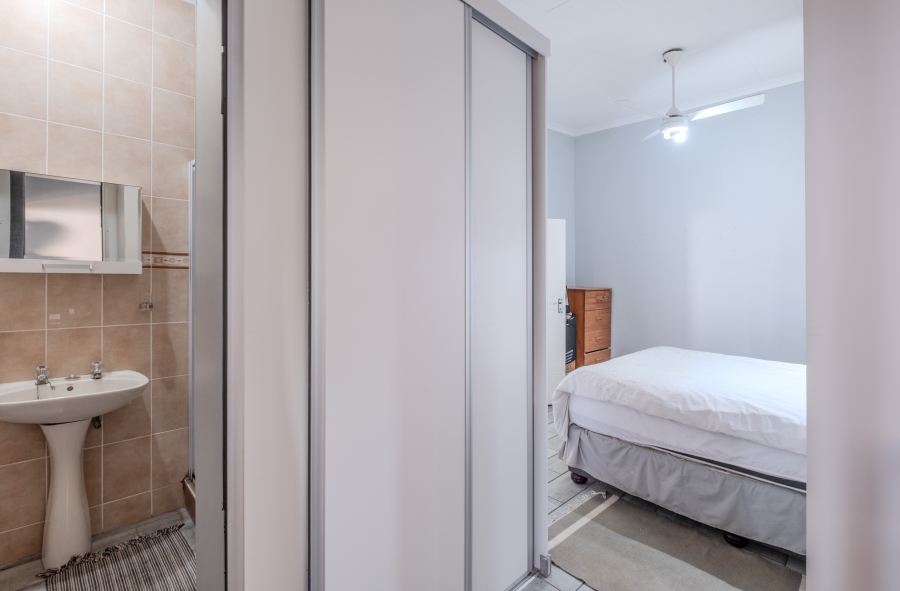 2 Bedroom Property for Sale in Newsel Beach KwaZulu-Natal