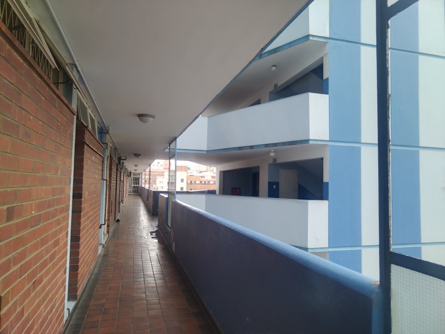 2 Bedroom Property for Sale in Durban Central KwaZulu-Natal