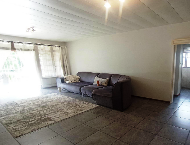 1 Bedroom Property for Sale in Scottsville KwaZulu-Natal