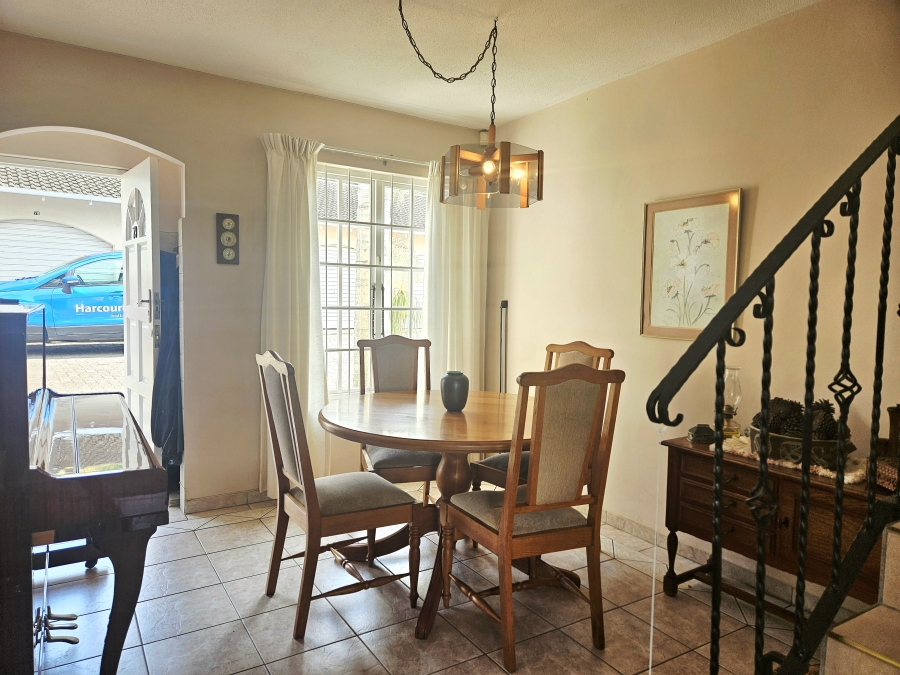 3 Bedroom Property for Sale in Sherwood KwaZulu-Natal