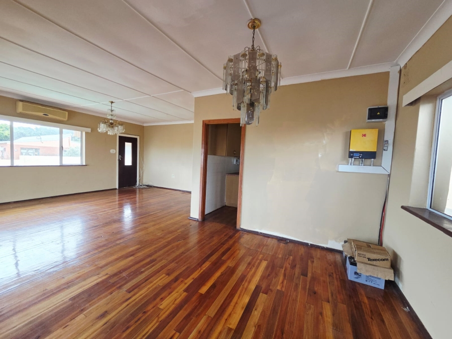 7 Bedroom Property for Sale in Bluff KwaZulu-Natal