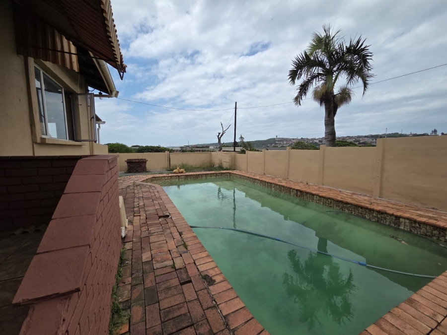 7 Bedroom Property for Sale in Bluff KwaZulu-Natal