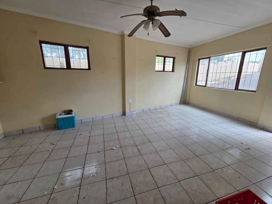 7 Bedroom Property for Sale in Bluff KwaZulu-Natal