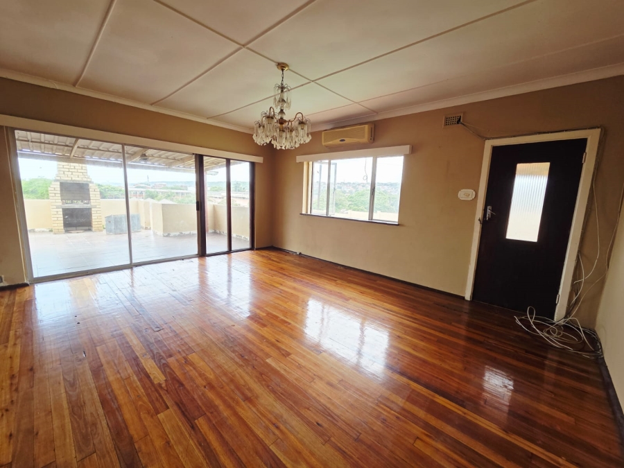 7 Bedroom Property for Sale in Bluff KwaZulu-Natal