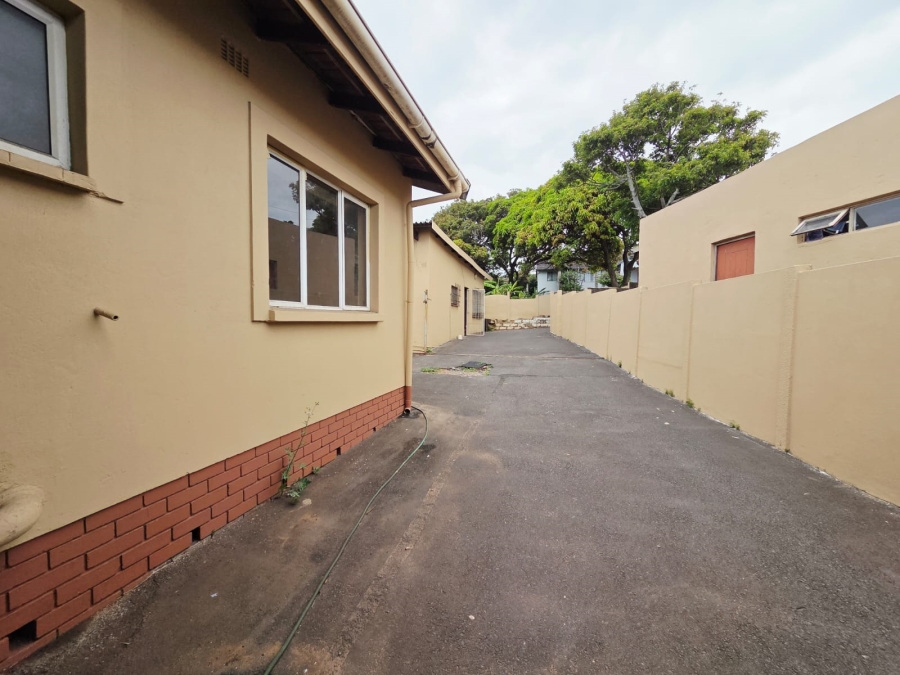 7 Bedroom Property for Sale in Bluff KwaZulu-Natal