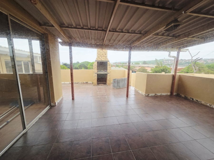 7 Bedroom Property for Sale in Bluff KwaZulu-Natal