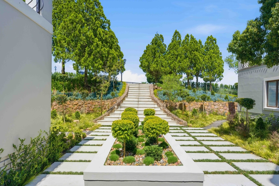 6 Bedroom Property for Sale in Kirtlington Park KwaZulu-Natal