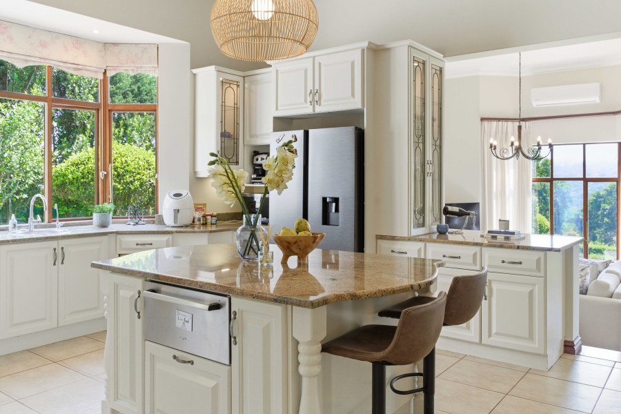 6 Bedroom Property for Sale in Kirtlington Park KwaZulu-Natal